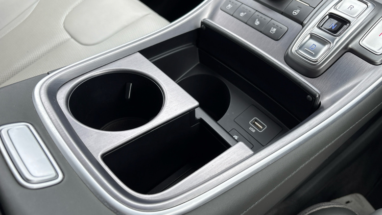 Hyundai SANTA FE 1.6 TGDi Plug-in Hybrid Ultimate 5dr 4WD Auto Estate